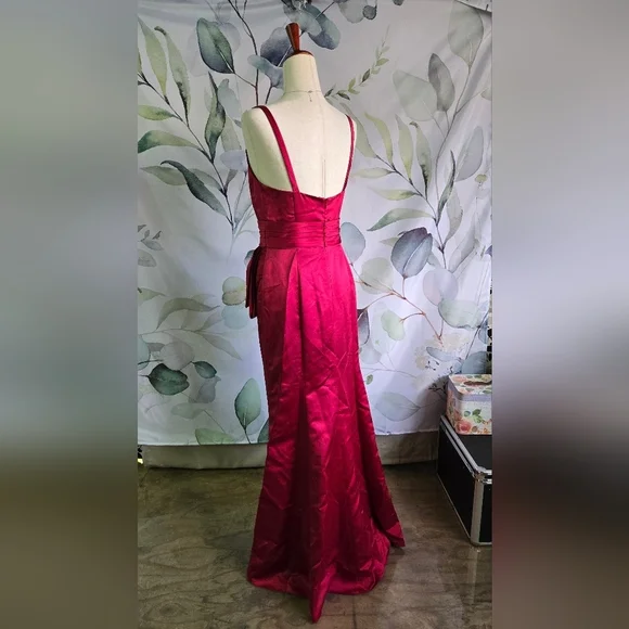 GALINA SIGNATURE | Plunging Satin Tank Sheath Dress w/ Slit in Lipstick Red sz 4 - Picture 5 of 9